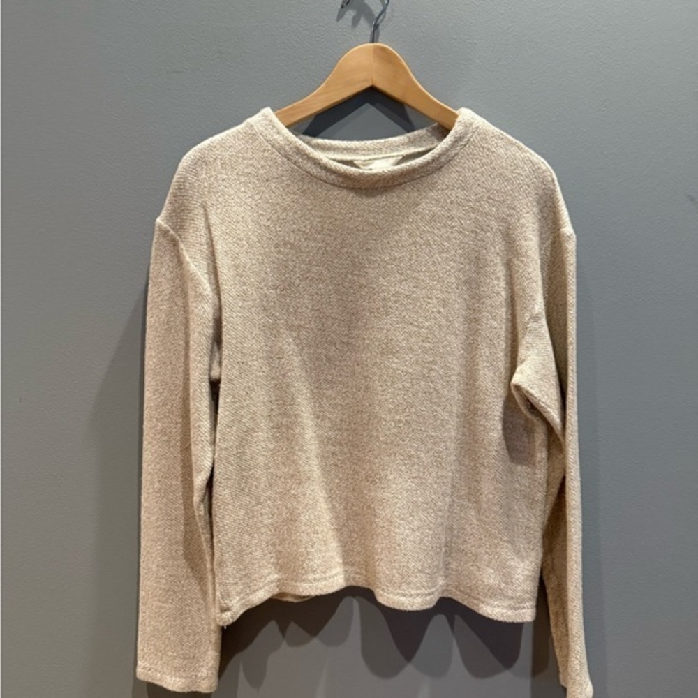 Chic Beige Knit Top